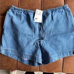 H&M Light Blue Denim Elastic-Waist Shorts